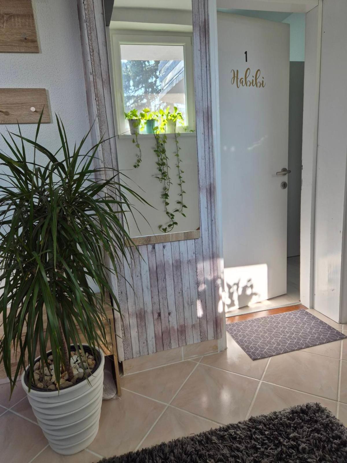 Apartmani Habibi Jalzabet Exterior foto